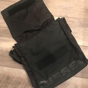 Diesel Men’s black cross body bag